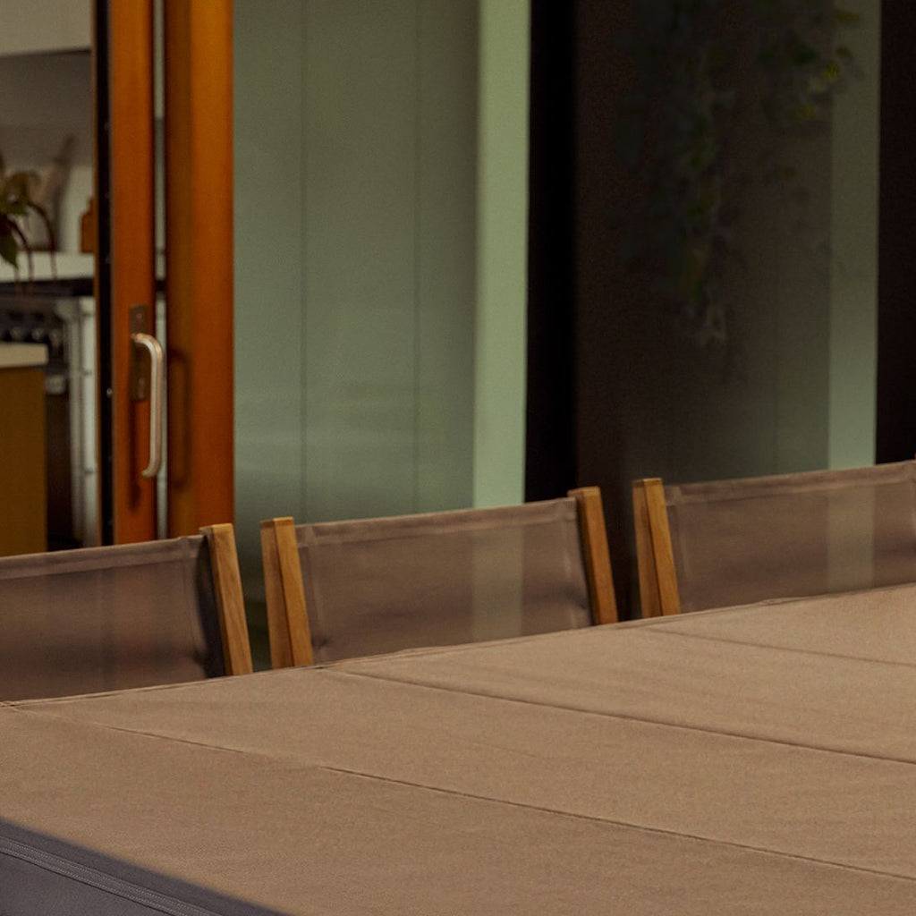 Aluminum Outdoor Extendable Dining Table